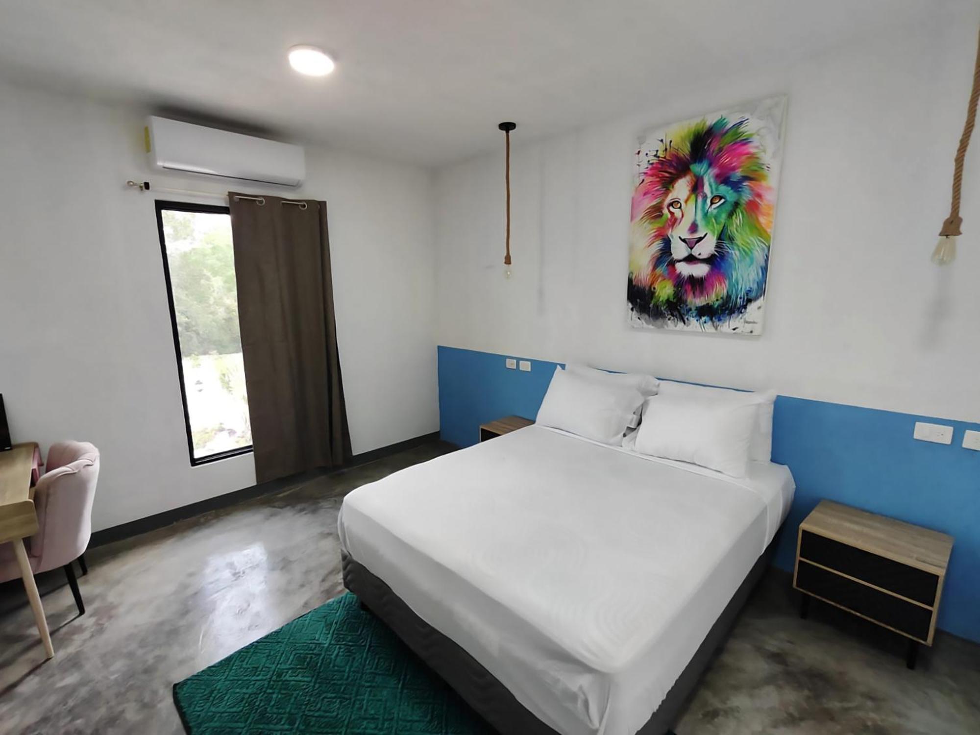 New Friends Hostel & Bar Adults Only バリャドリッド エクステリア 写真